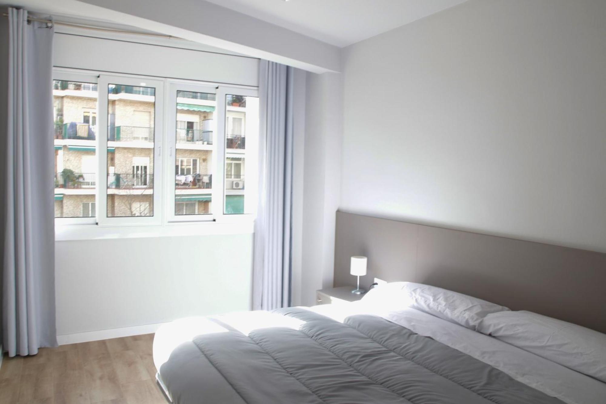 Sant Jordi Apartments Sagrada Familia Барселона Екстер'єр фото